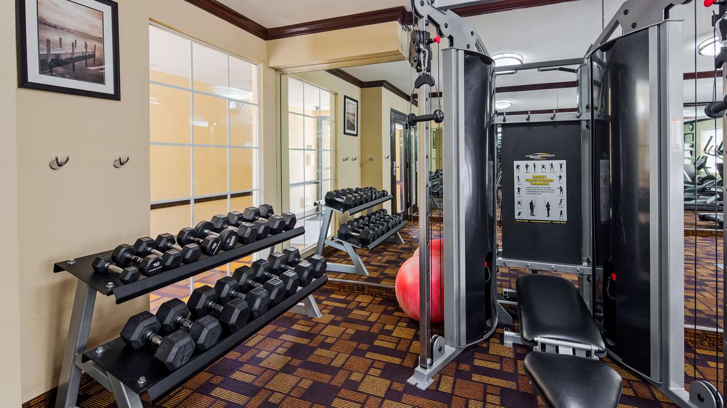 Clarion Pointe Addison Dallas North 6/12
