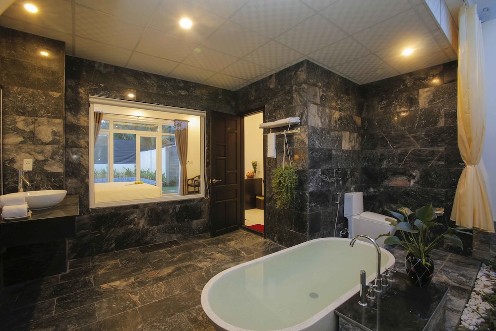 Hoi An Sunny Pool Villa 38/52