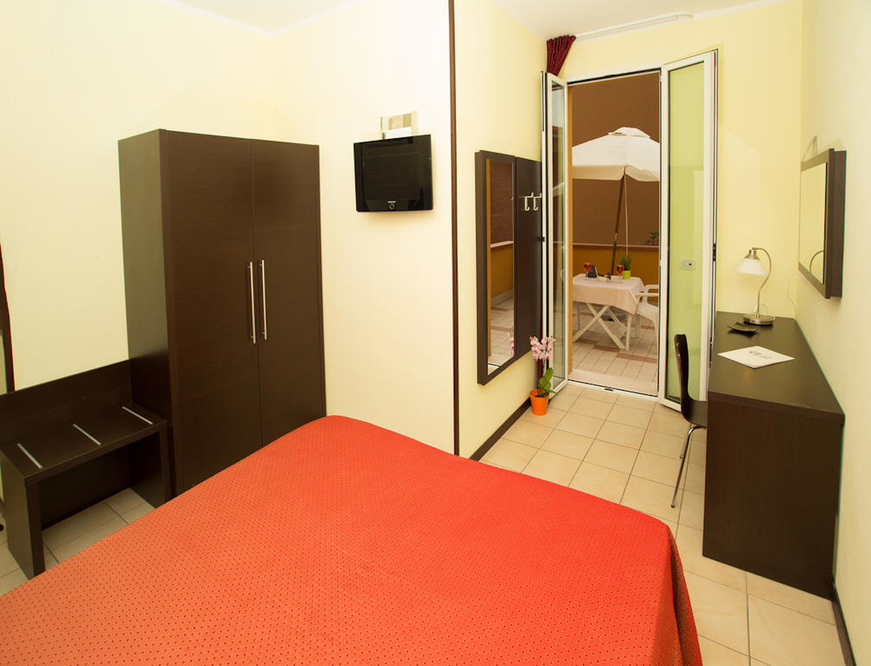 ROOM, DOUBLE BED, BALCONY