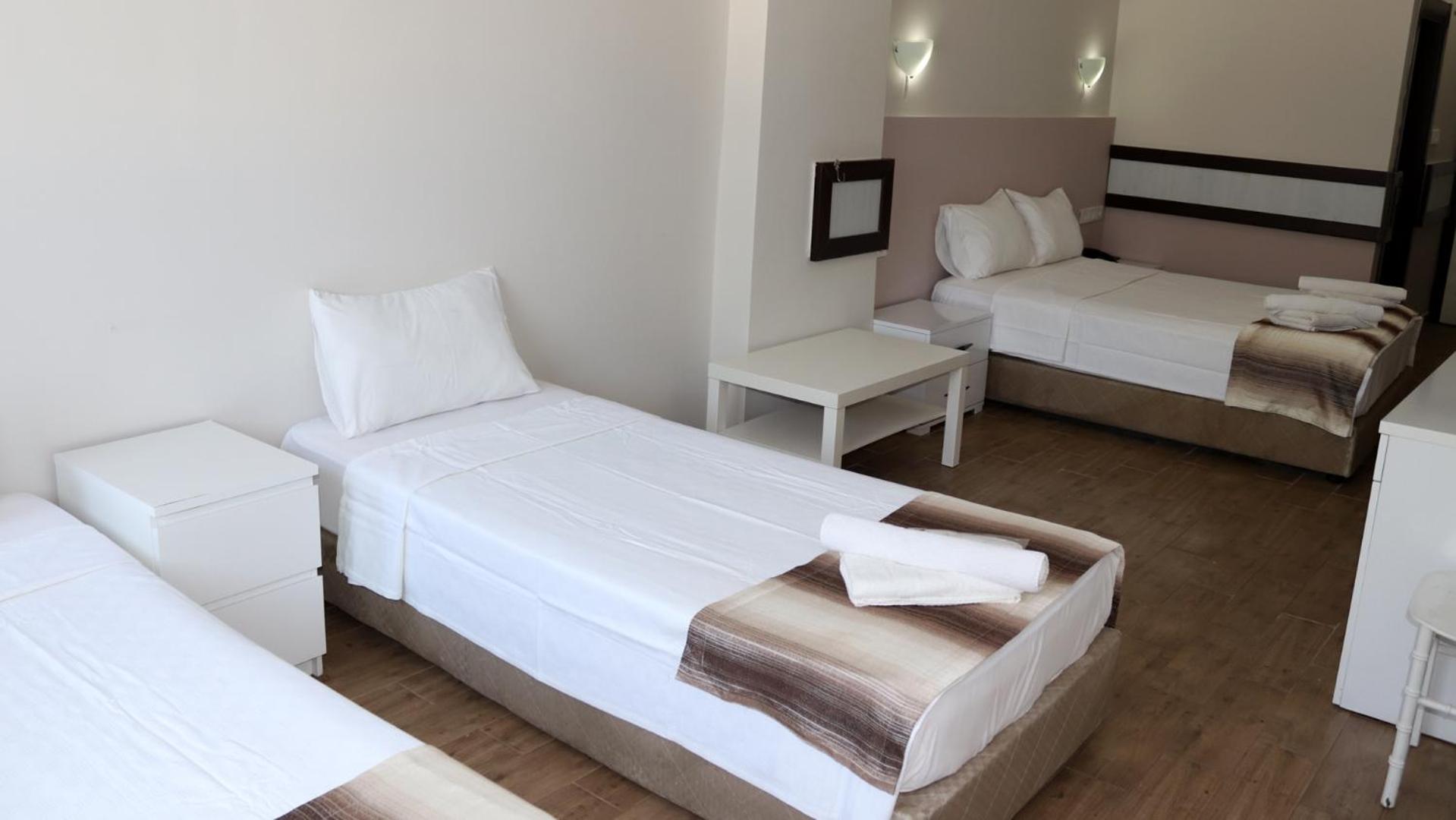Room, Double Bed, Garden View