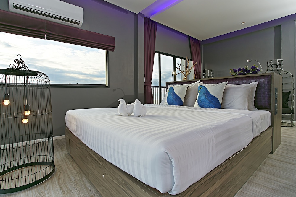 The Weekend Pattaya (ex Tweet Tweet Nest) 23/52