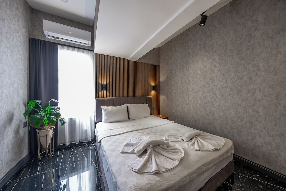 Mrt Suites Lara 8/50