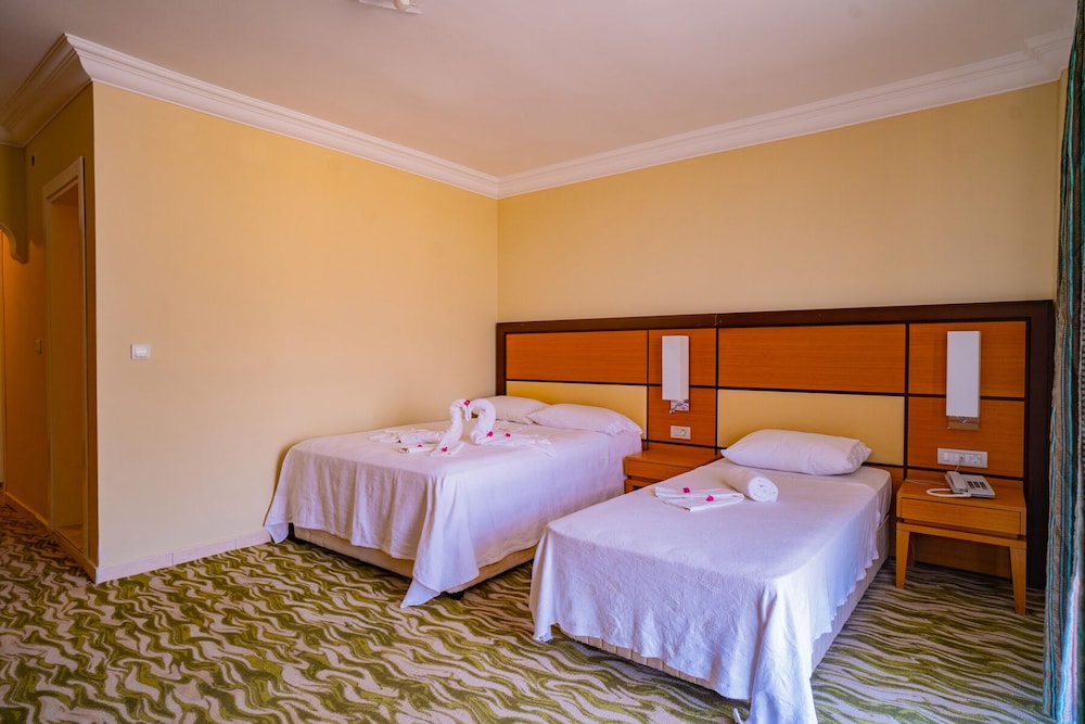 Prenses Sealine Beach Hotel 16/50