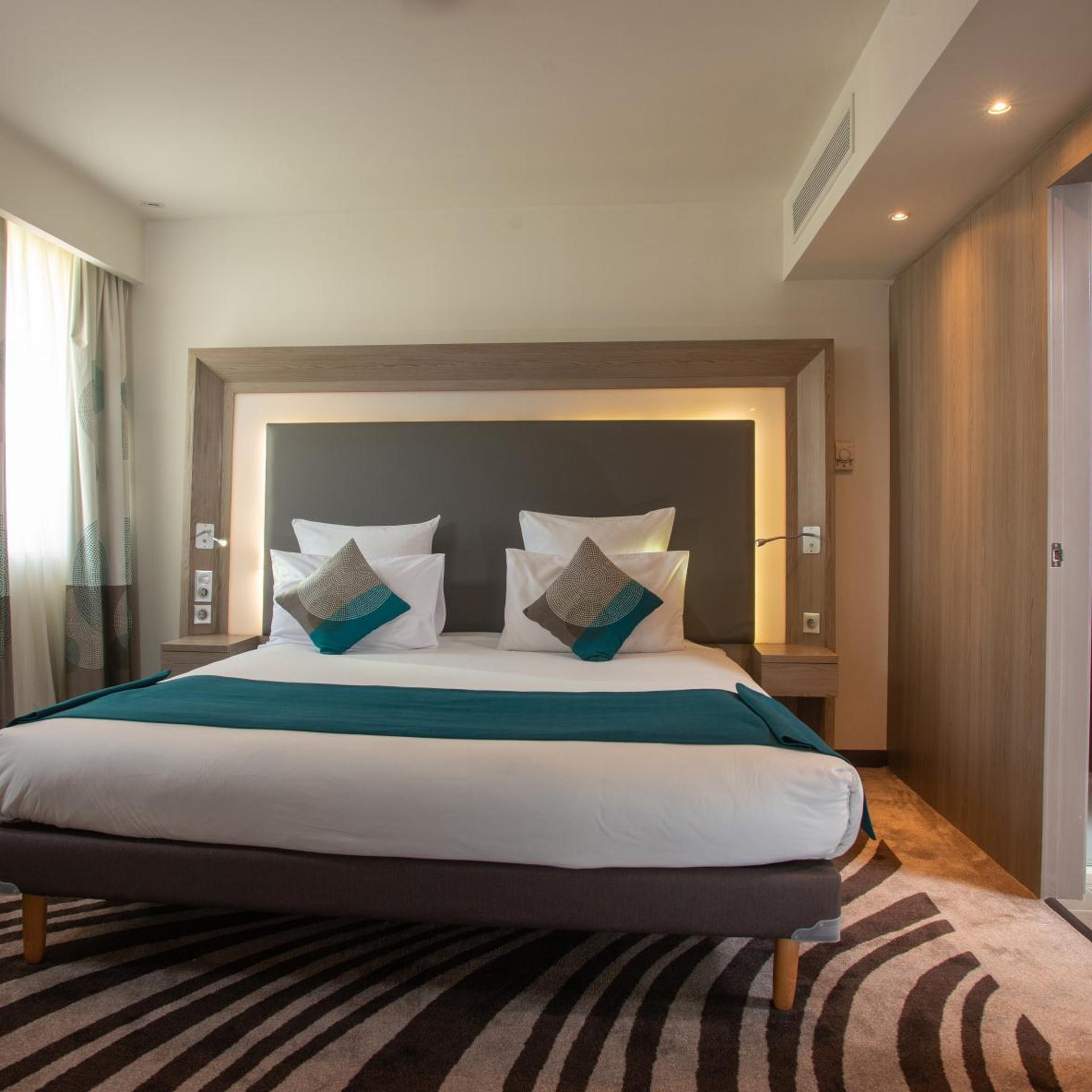 جناح سوبيريور بسرير مزدوج، Novotel Cairo Airport 3/10