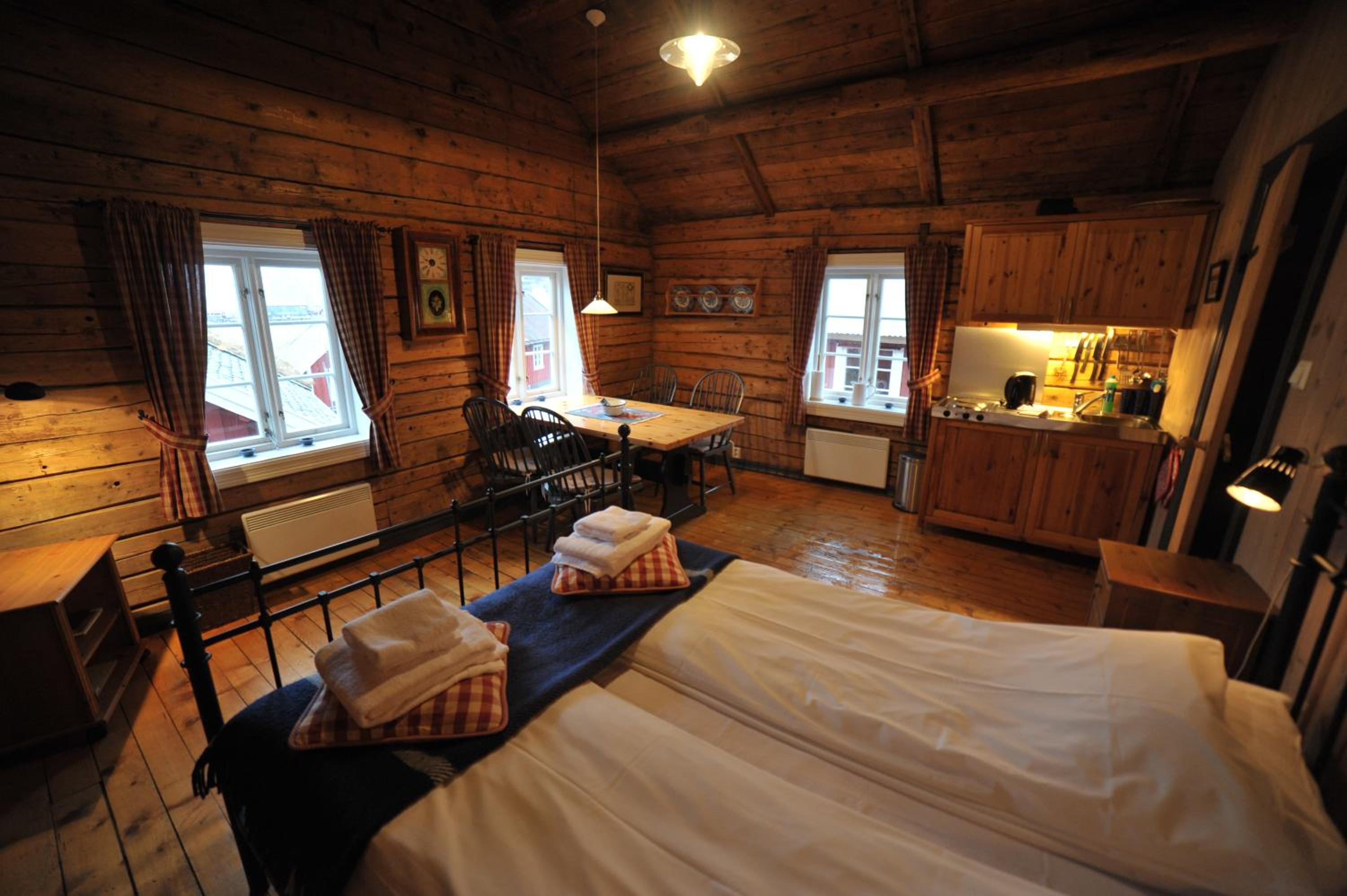 1 Bedroom, Rorbu, Comfort, Cabin, Queen Bed