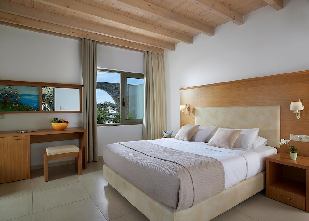 DOUBLE ROOM GARDEN VIEW