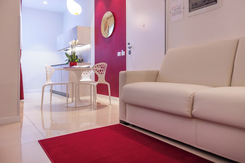 Opera Relais De Charme 54/72