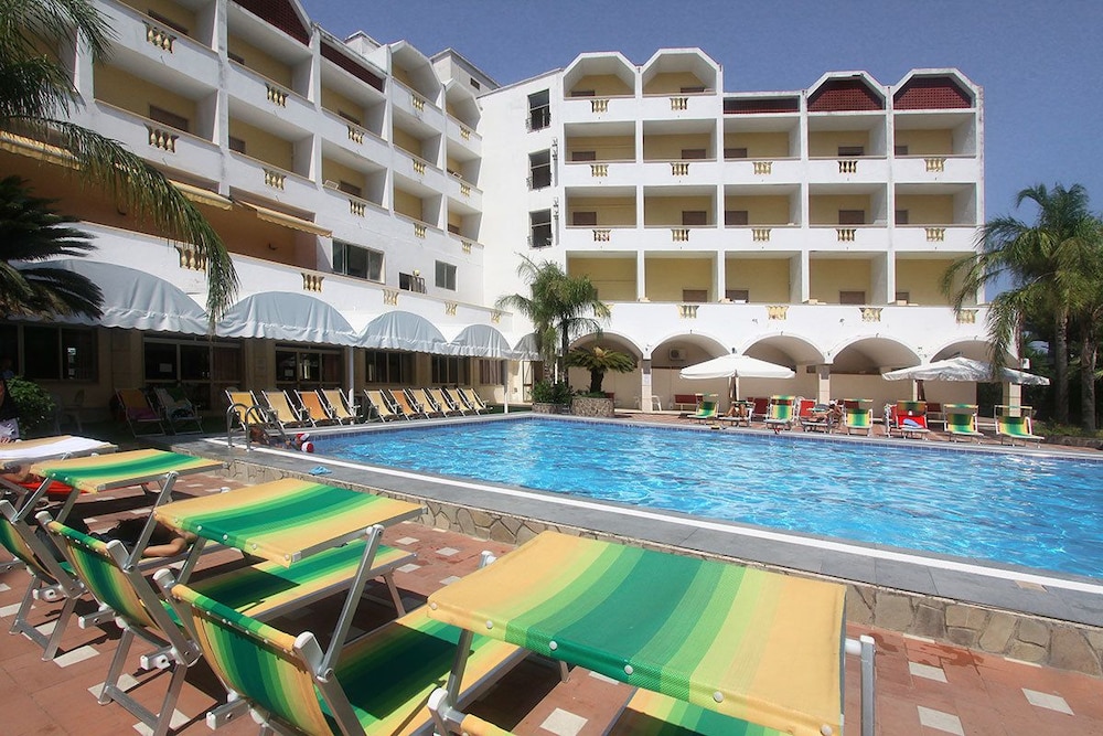 Hotel Parco Dei Principi 4/72