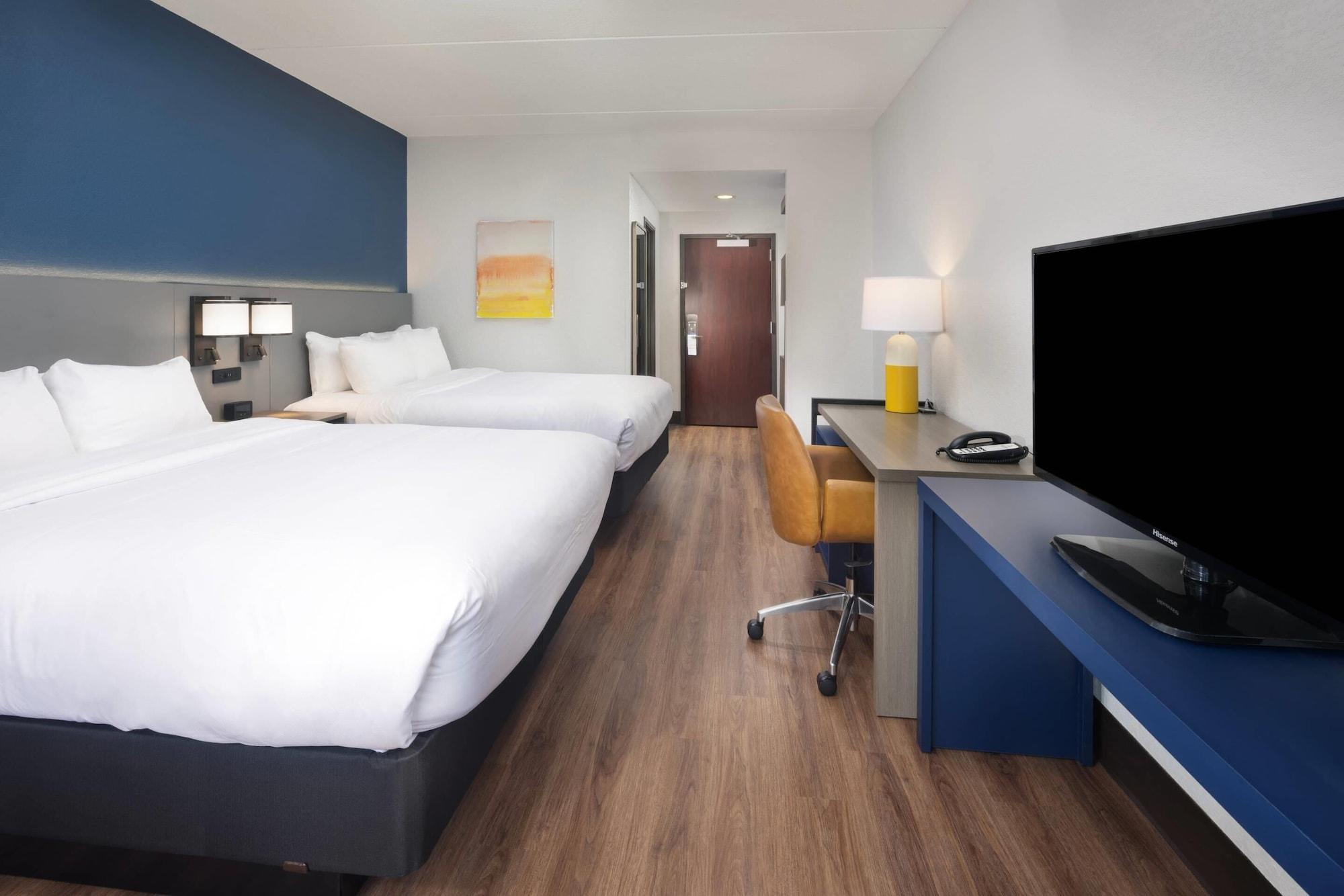 Suite, Multiple Beds