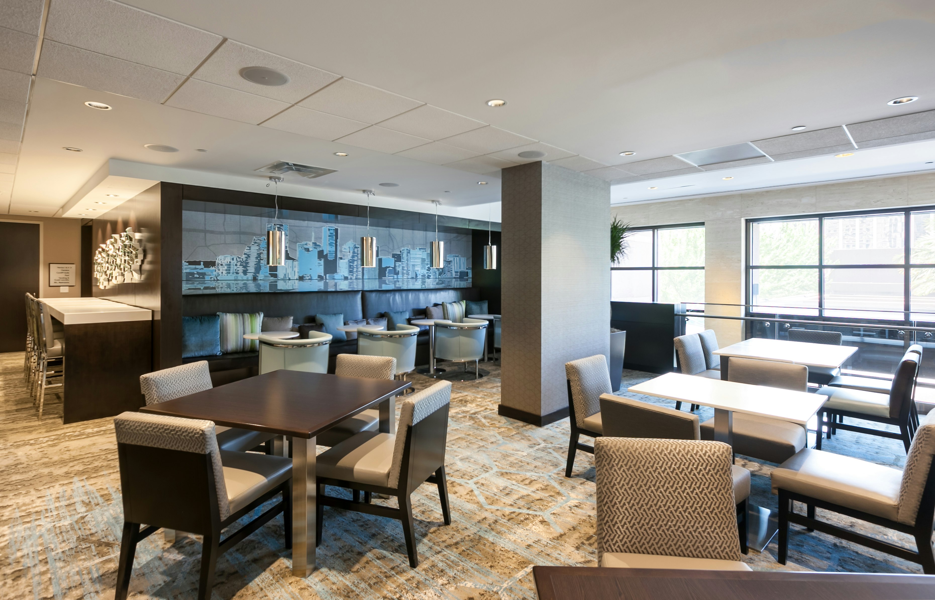 DoubleTree by Hilton Hotel & Suites Houston by the Galleria 12/26
