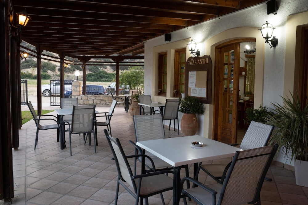 Dimitris Villa Hotel 54/67