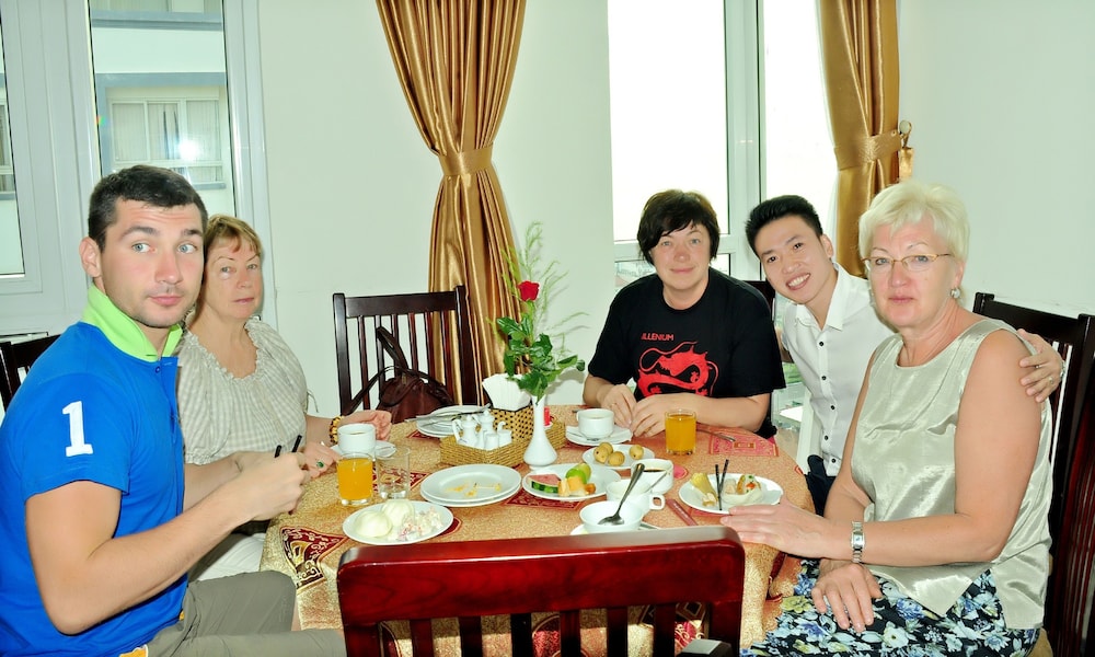 Tay Bac Hotel 59/75