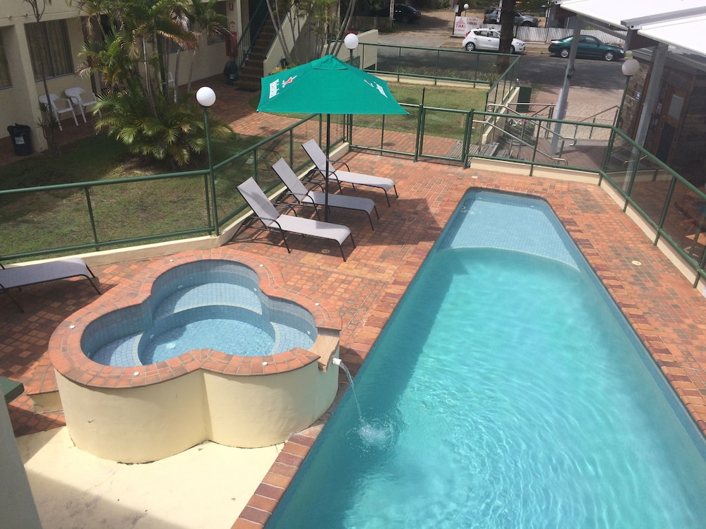Darcy Arms Motel 30/52