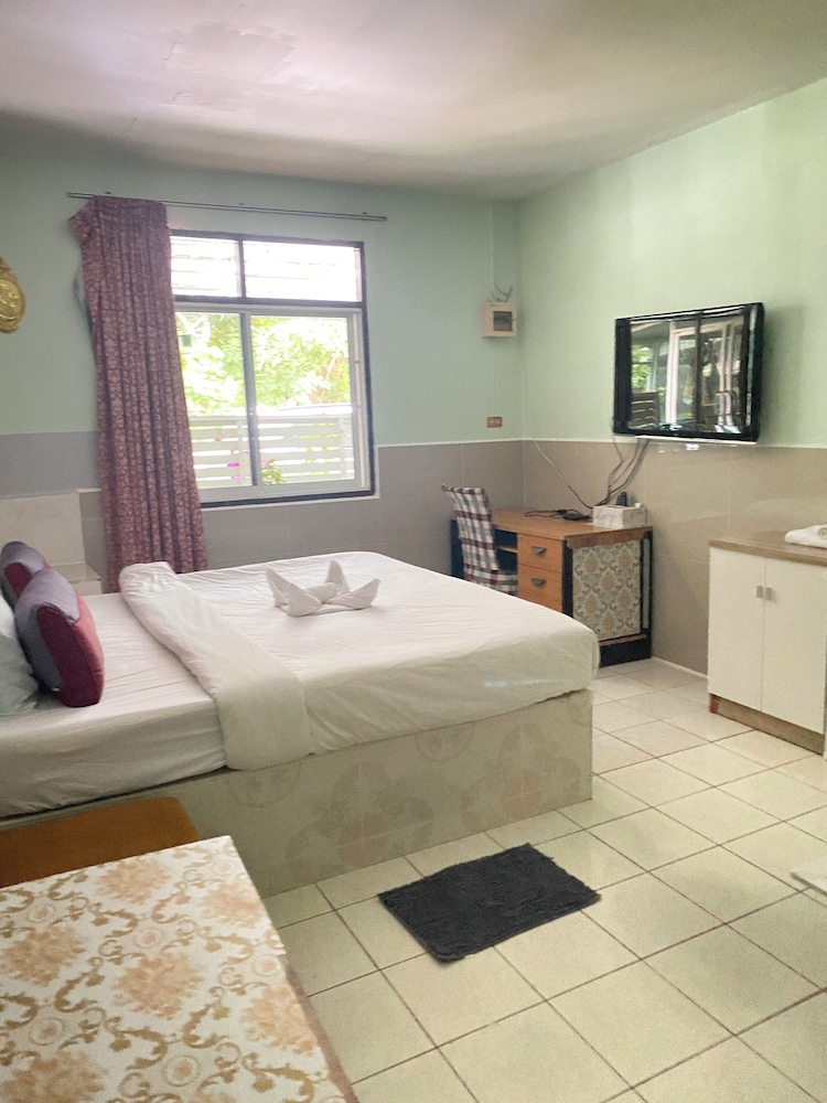 Nan Inn Bungalow 17/50
