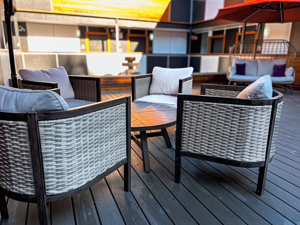 The New 401 Inn 29/50