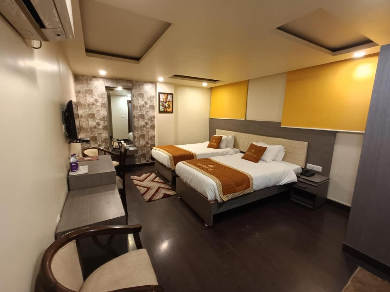Hotel Aalcajars Inn 24/50