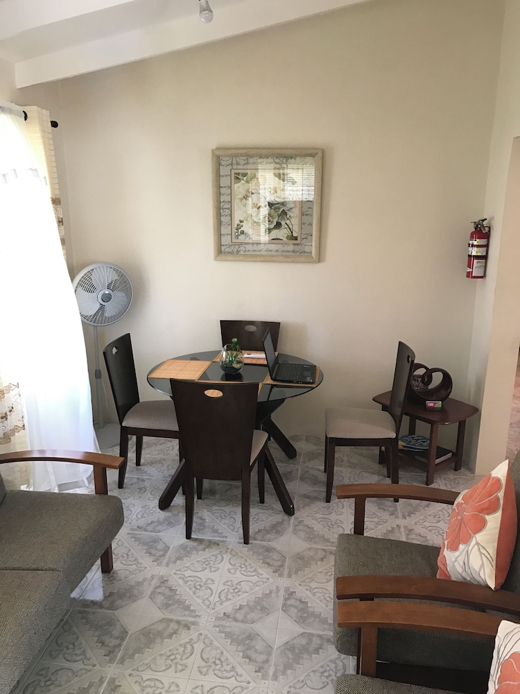 Hopeville Guest House Barbados 12/25