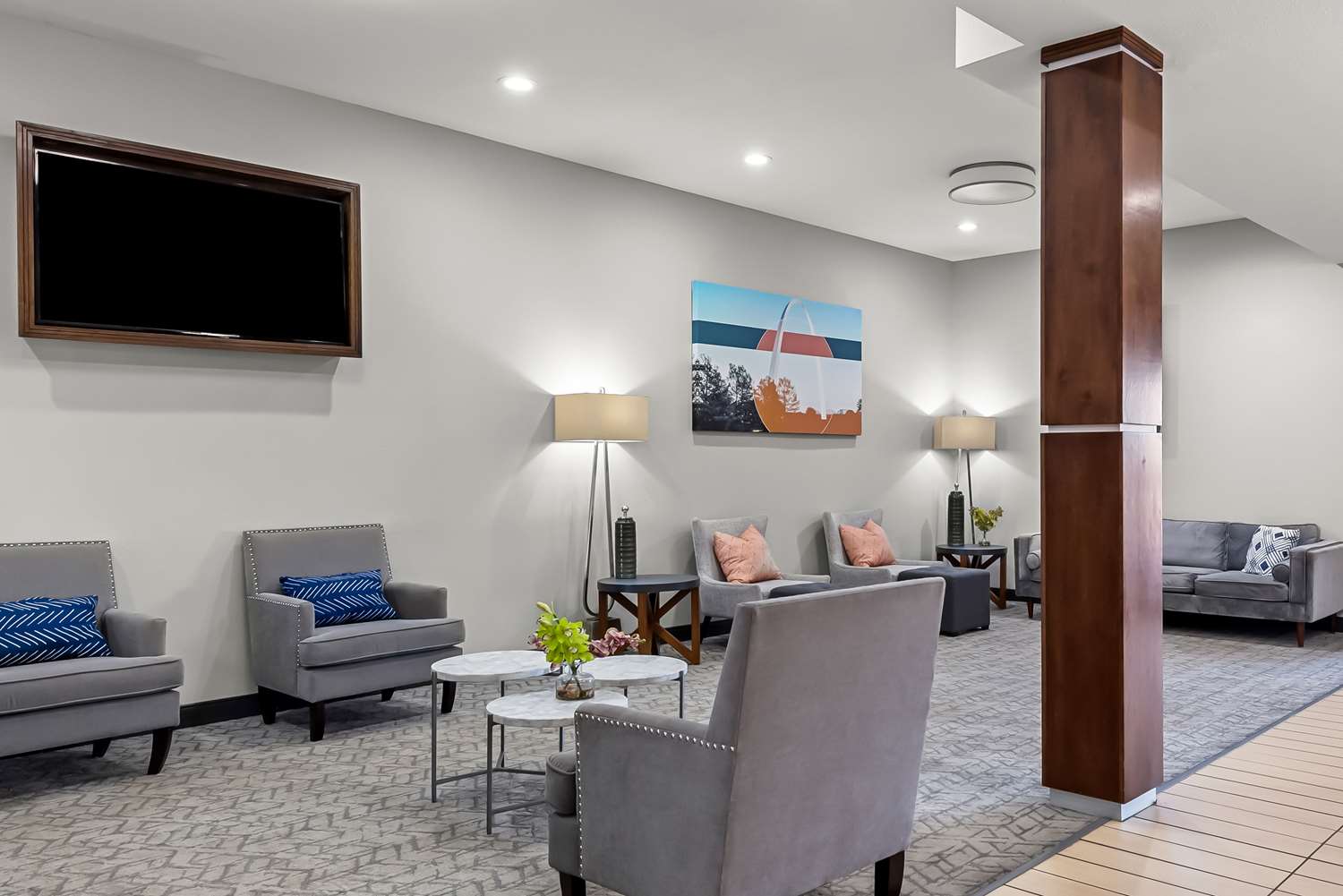 Best Western St. Louis Airport North Hotel & Suite 13/19