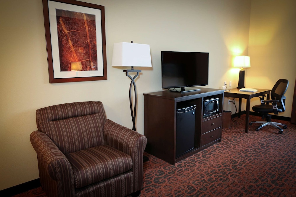 Hampton Inn Union City Ca 35/36
