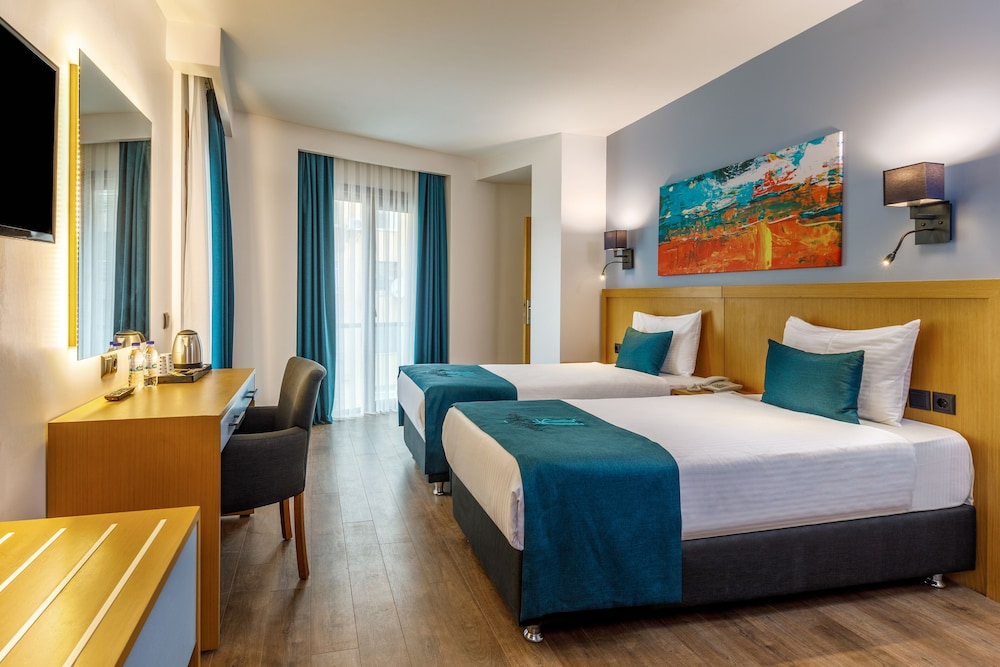 Urban Hotel Bomonti 37/57