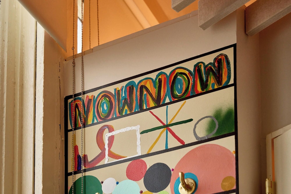 Now Now NoHo 41/56