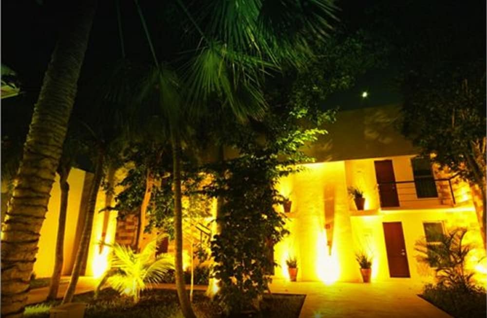 Grand City Hotel 36/49