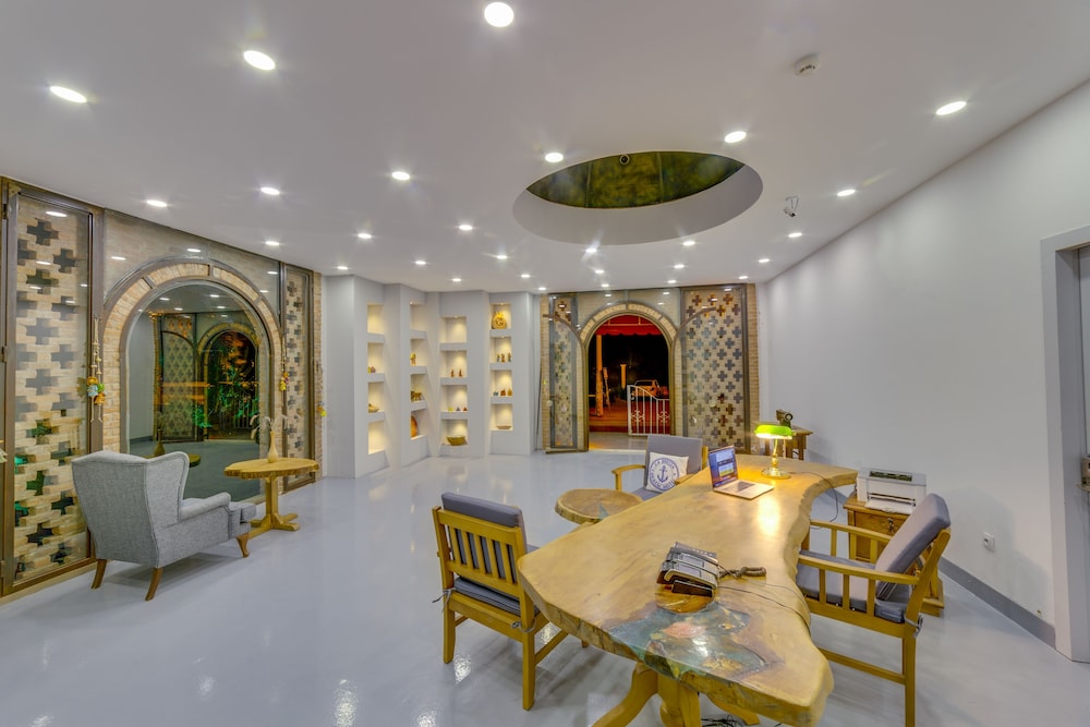 La Brezza Suite &amp; Hotel 38/63