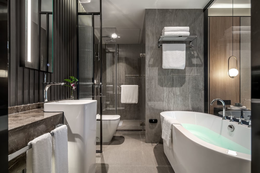 The Kuan Hotel 23/27