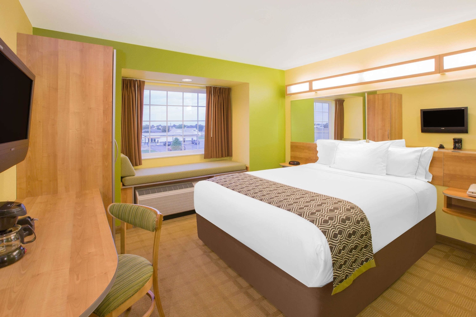 Studio, Suite, Queen Bed