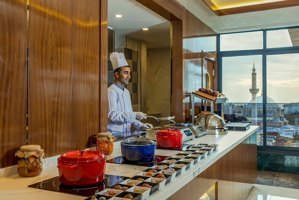 Beethoven Senfoni Hotel Istanbul 42/56