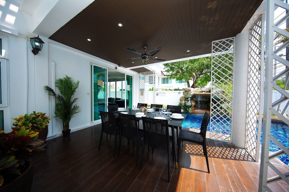 Paradise Pool Villa Pattaya in Tropicana Village (ex VIP Villas Pattaya Tropicana Jomtien Beach) 7/50