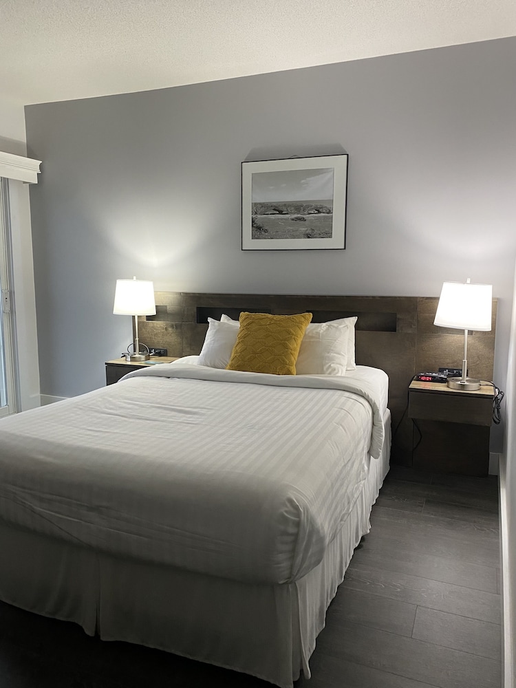 Ocean View Hotel 9/50