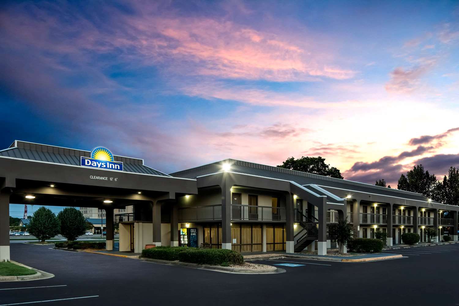 Days Inn By Wyndham Wilson 2/41
