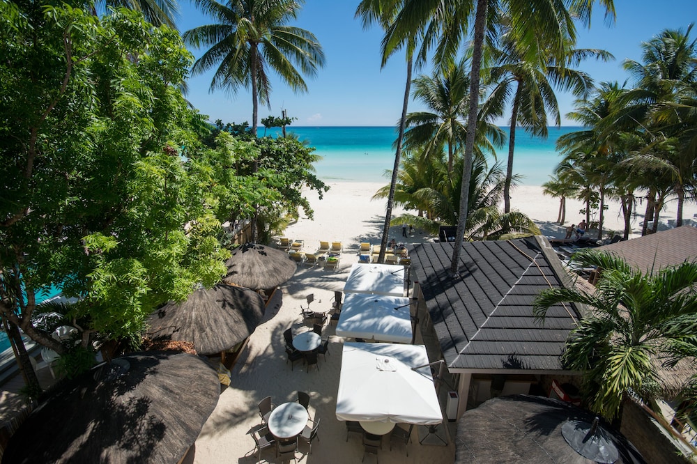 Sur Beach Resort Boracay 61/70