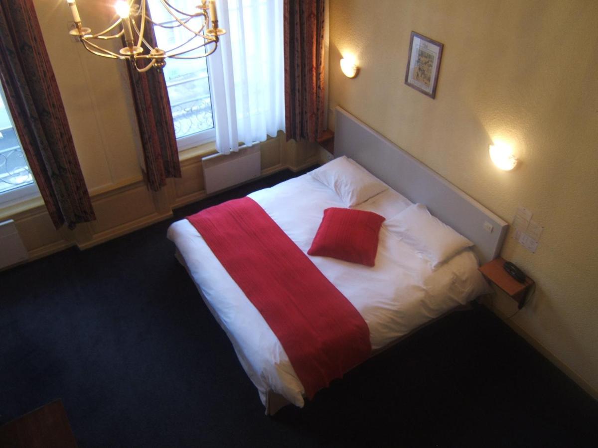 HOTEL LES HAUTS DE MONTREUIL LE PATIO 3/37