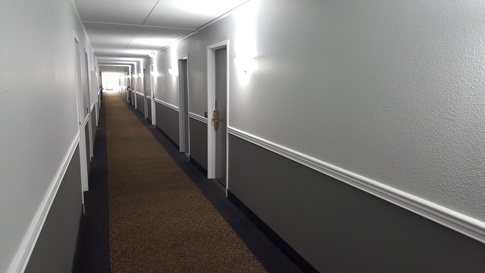 Henderson/Evansville Hotel 11/20