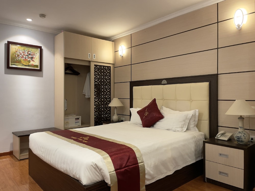 Golden Cyclo Premier Hotel Powered By Fave 18/56