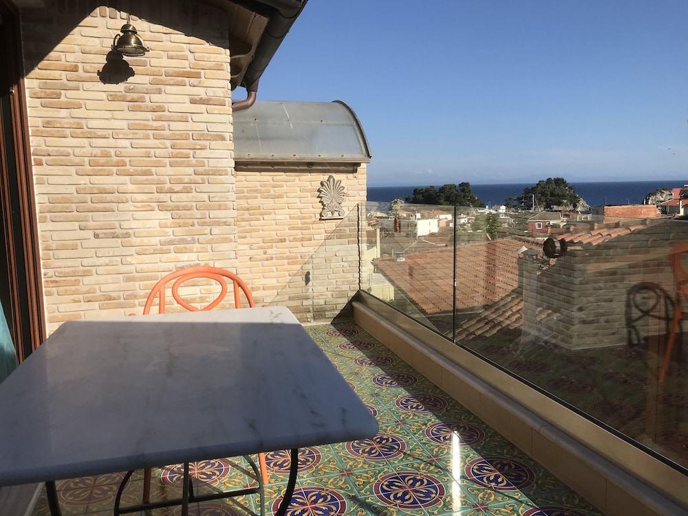 Leda Suites 30/50