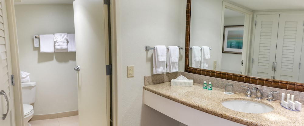 Courtyard By Marriott Naples 47/50