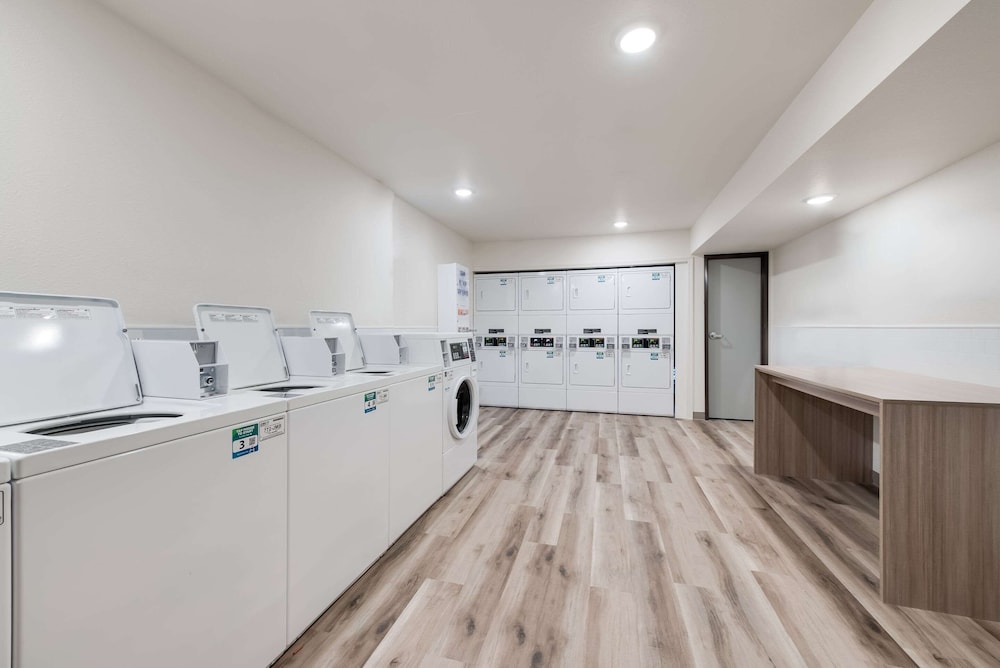 WoodSpring Suites Meridian 15/27