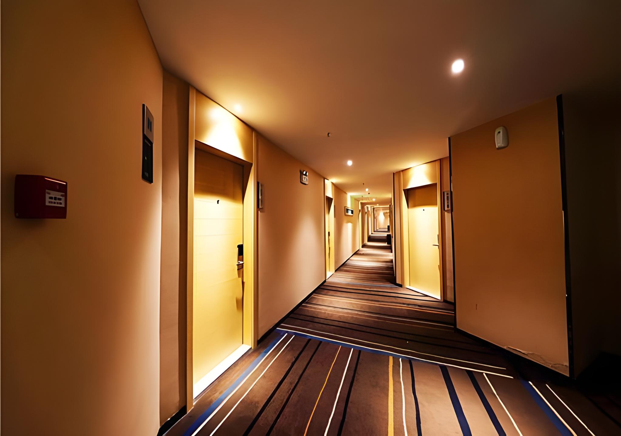 City Comfort Inn Wuhan Hankou Jiangtan 32/52