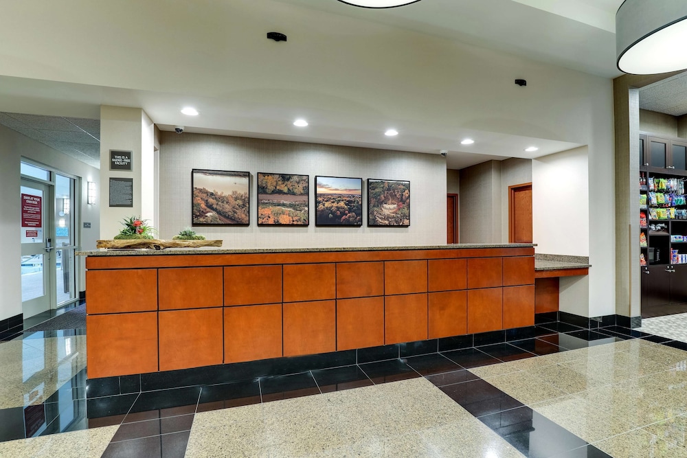 Drury Inn and Suites St Louis Arnold 2/46