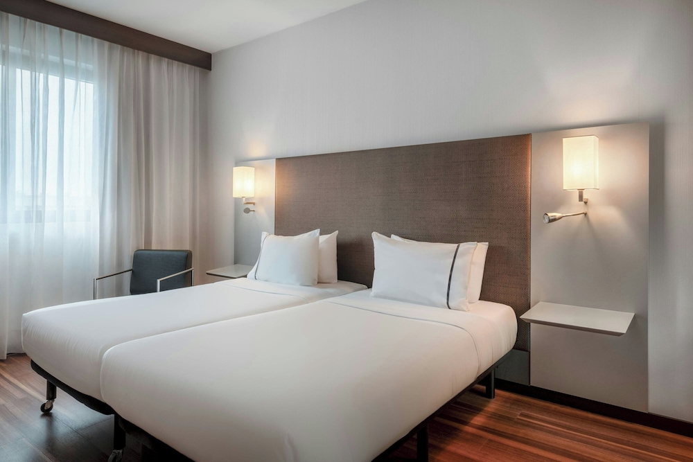 Ac Hotel Padova By Marriott 18/50