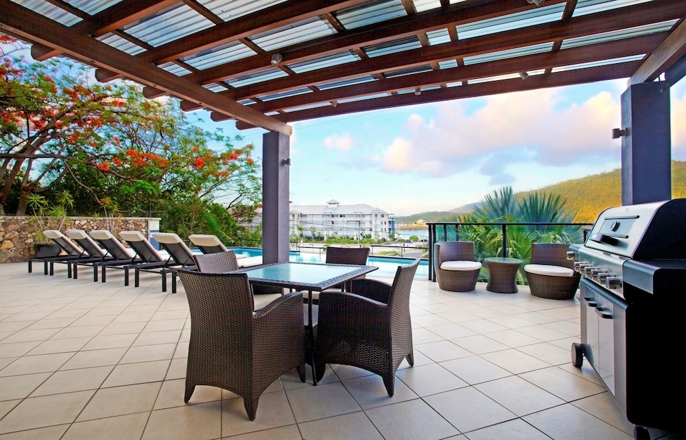 at Waterfront Whitsunday Retreat - Adults Only 24/33