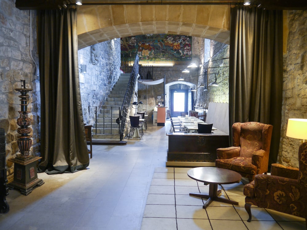 Parador De Hondarribia 8/40