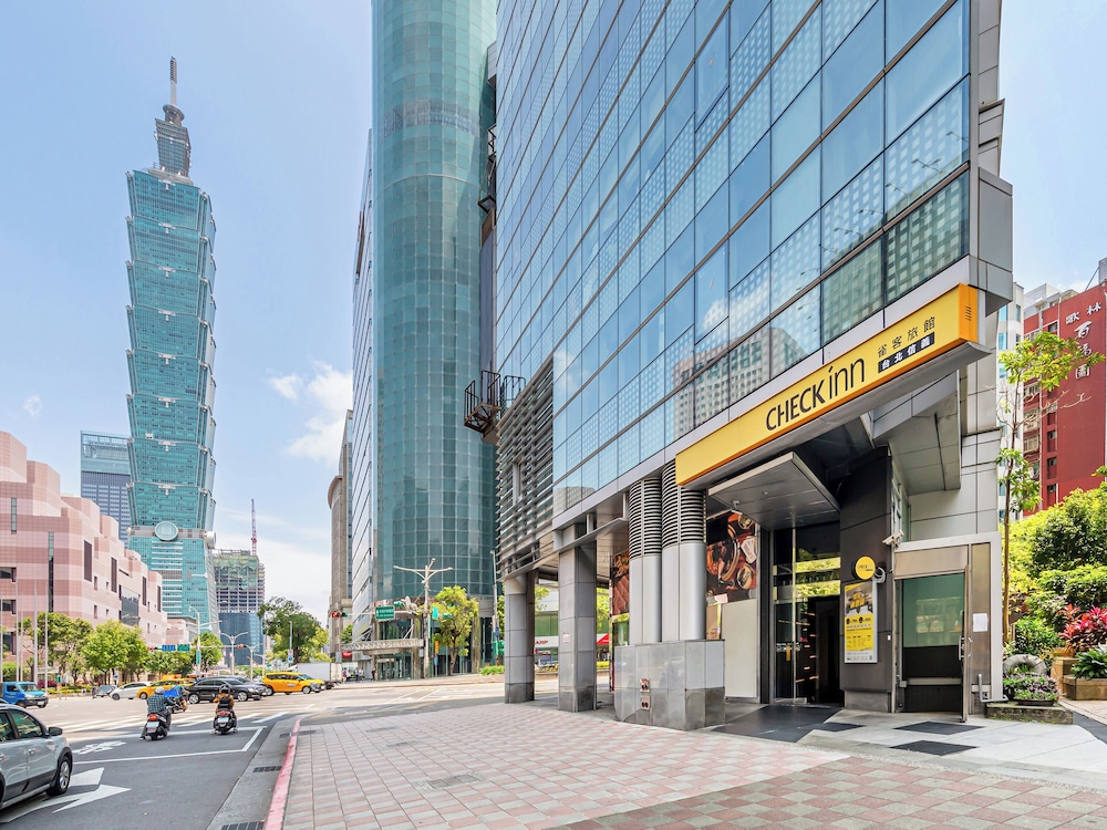 CHECK inn Taipei Xinyi 64/69