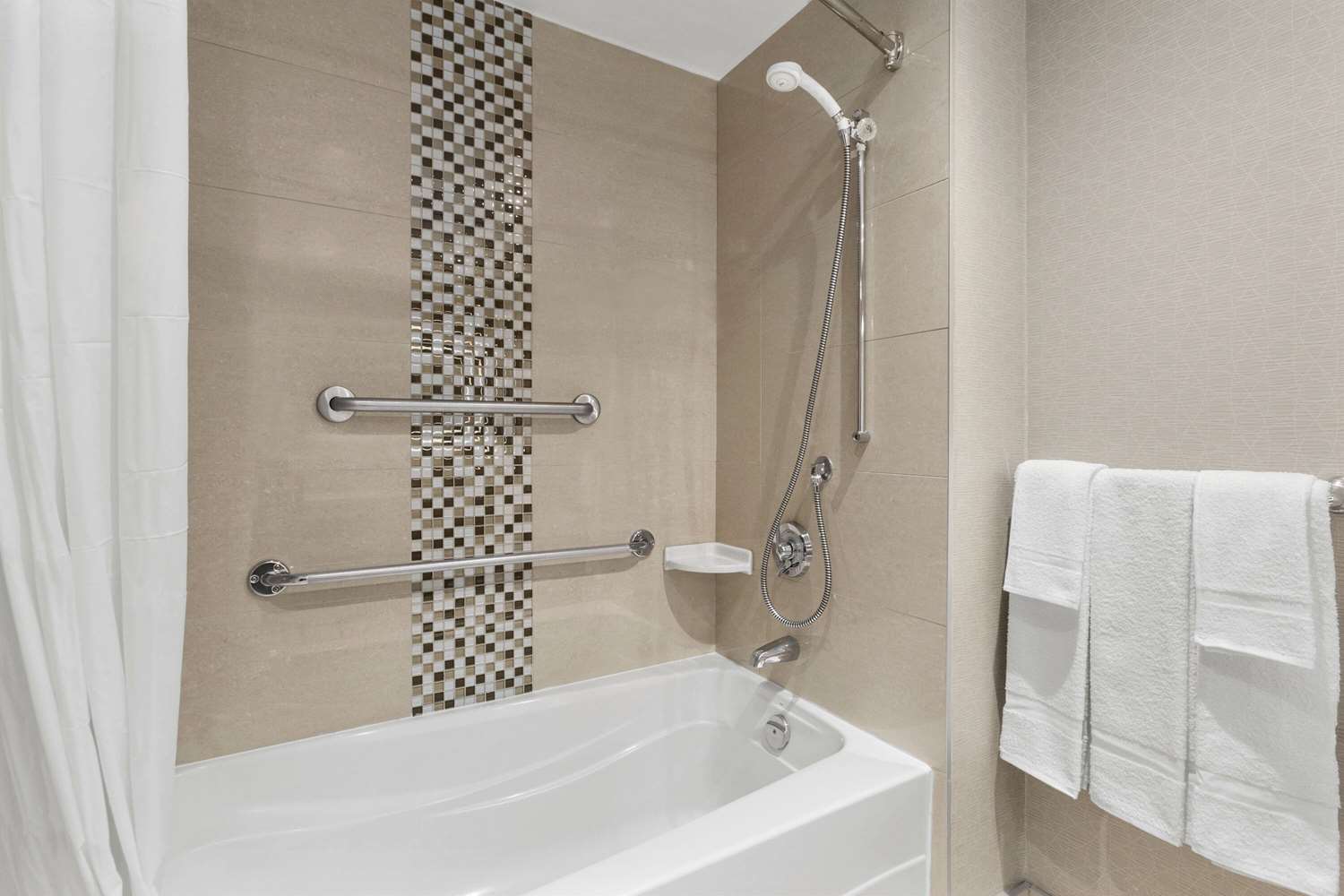 Days Inn by Wyndham Ottawa 31/31