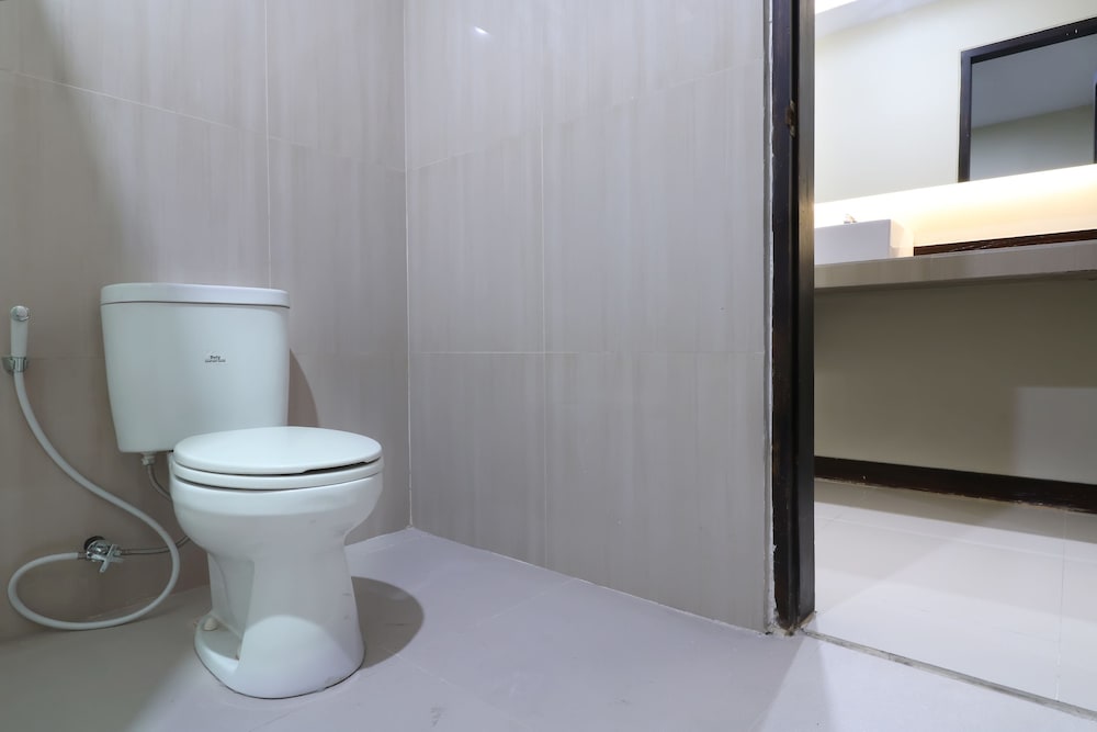 Super OYO Balitone Residence 31/31