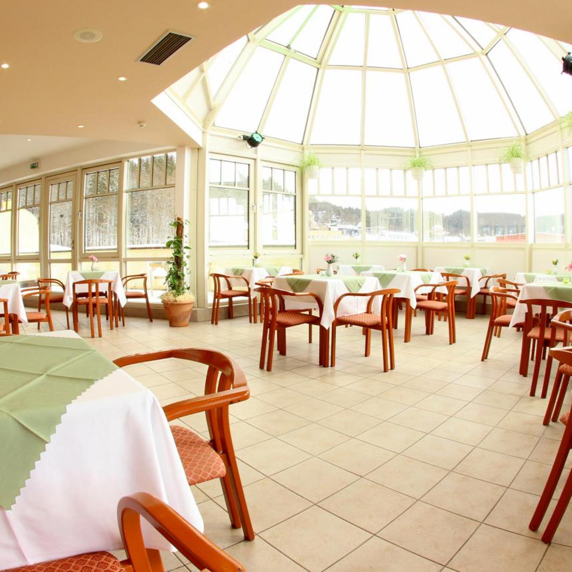 Flora Hotel 47/60