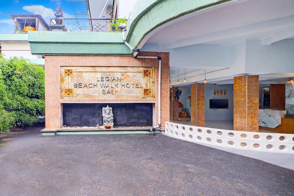 Townhouse Oak Legian Near Legian Beach Formerly Sayang Maha Merta 55/69